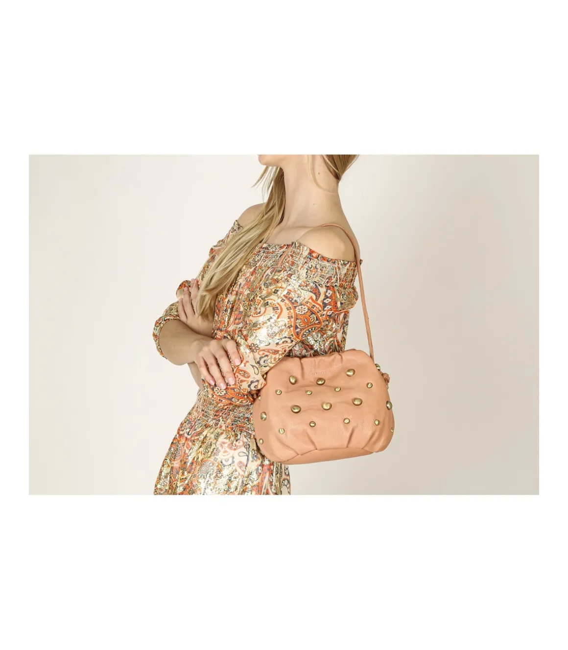 Bolso Bandolera Saquito Tachuelas Berlin