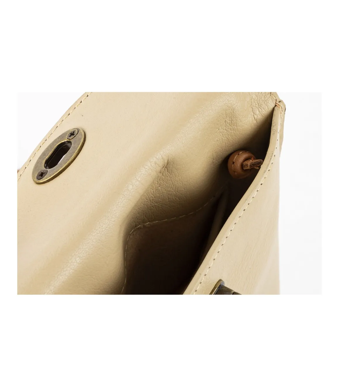 Bolso Bandolera Solapa Vertical Nappa