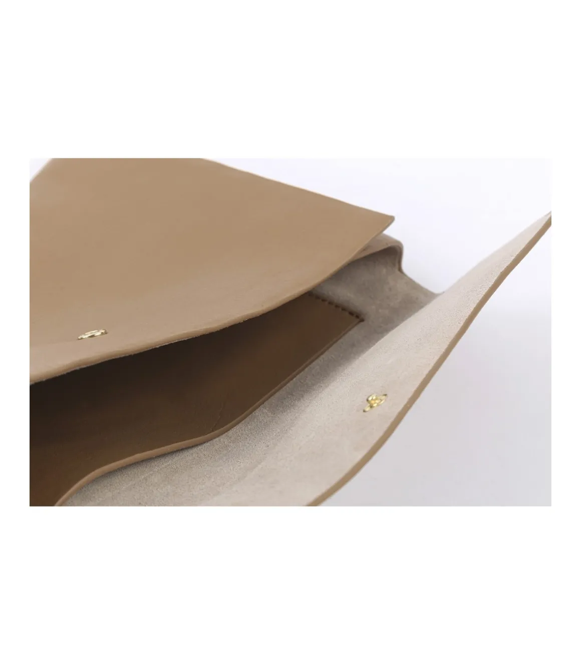 Clutch Con Solapa S Rebeca