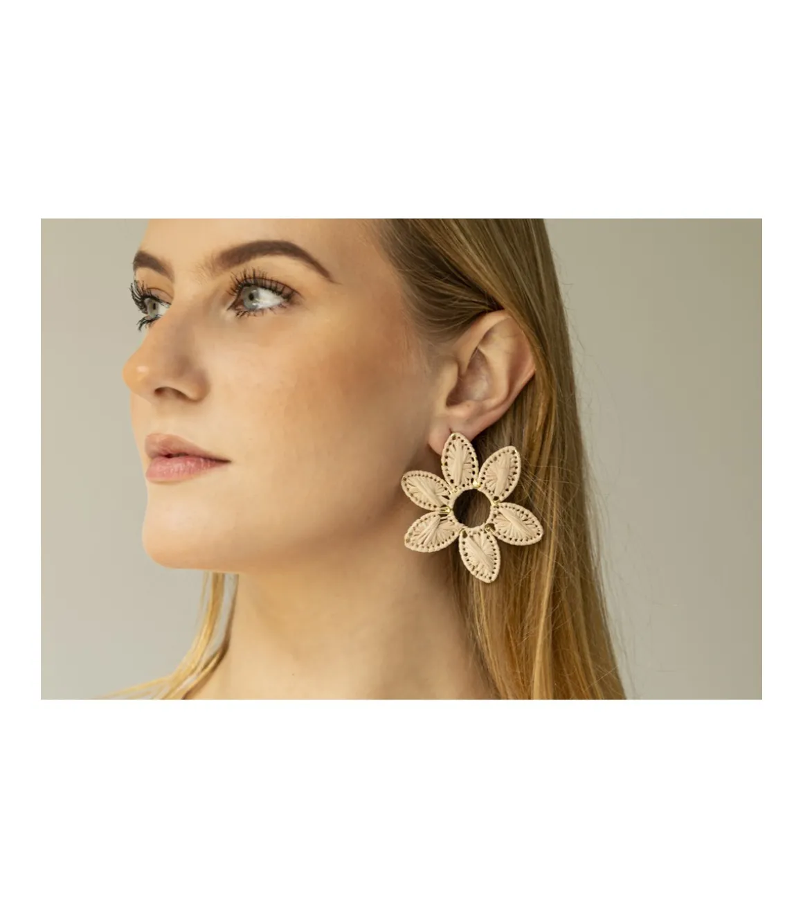 Pendientes Flor Raffia