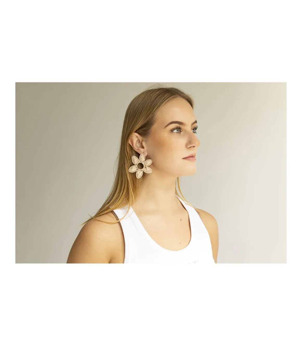 Pendientes Flor Raffia